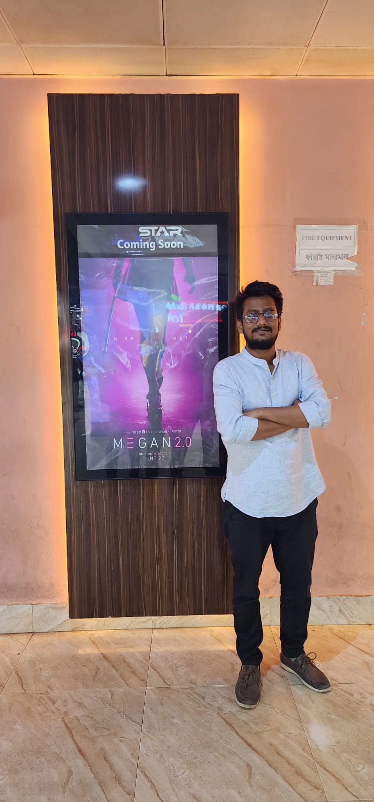 Safenet 9U Wall Mount Network Cabinet with PDU/ Safenet 9U server rack ...